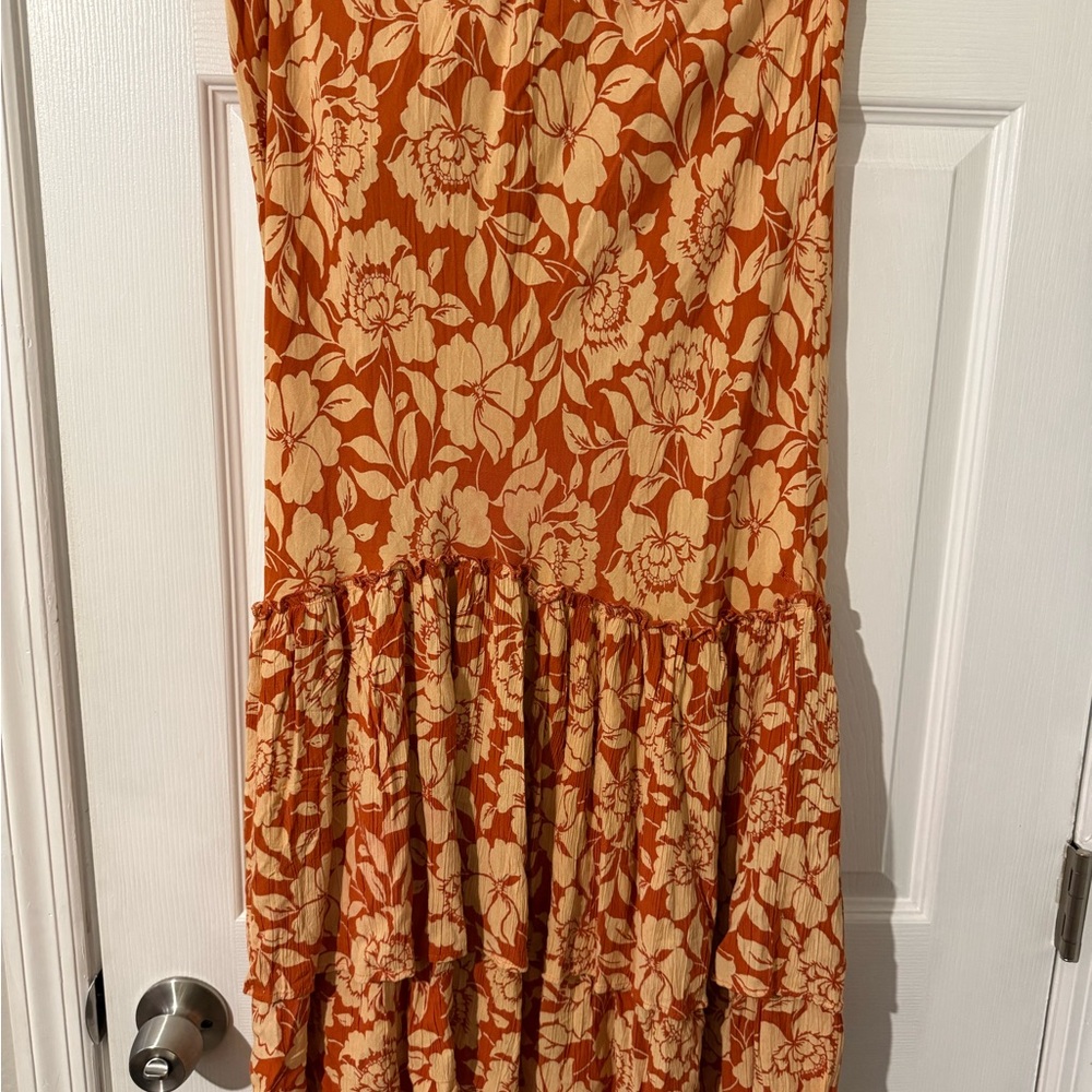 Chic Floral Maxi Skirt in Orange and Cream